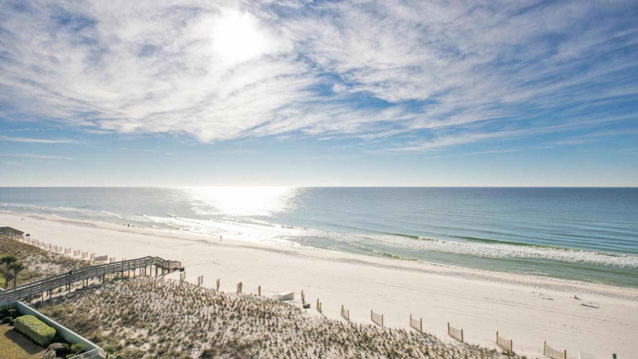 Secret Agents Welcome Gulf Views At The Islander 7007