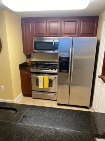 To Infinity And Beyond Charming 2 Bedroom With Courtyard Views Waterscape B514 *