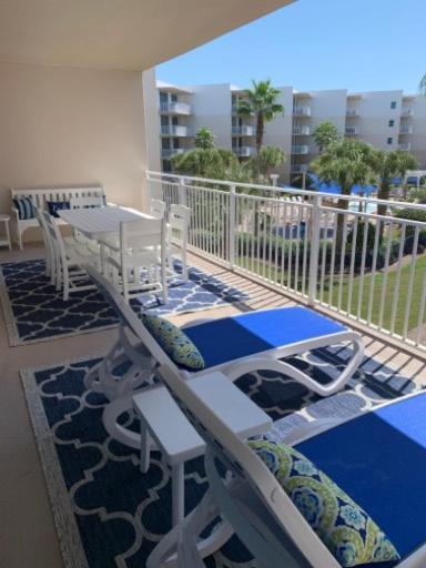 Cozy Courtyard Stunning Gulf And Courtyard Views Sleeps 10 *
