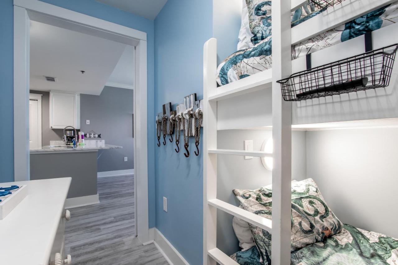 Fantastic 2 Bedroom Premium Waterscape A513 The Octopus Garden Apartment Fort Walton Beach