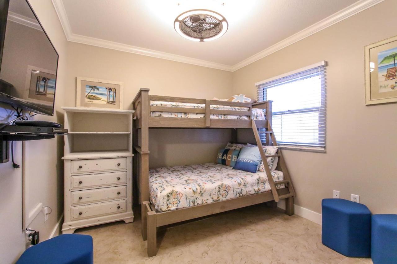 Cozy Courtyard Stunning Gulf And Courtyard Views Sleeps 10 Fort Walton Beach