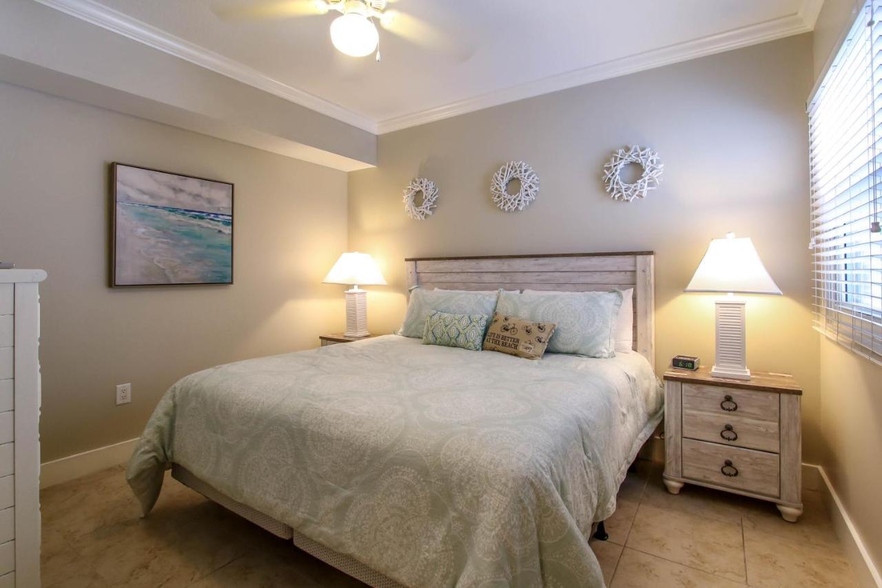 Apartment Cozy Courtyard Stunning Gulf And Courtyard Views Sleeps 10