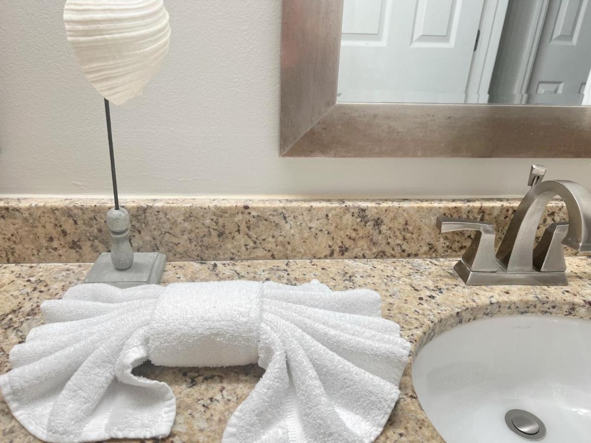 Updated Corner At The Iconic Gulf Dunes Gulf Front With Sweeping Views Apartment *