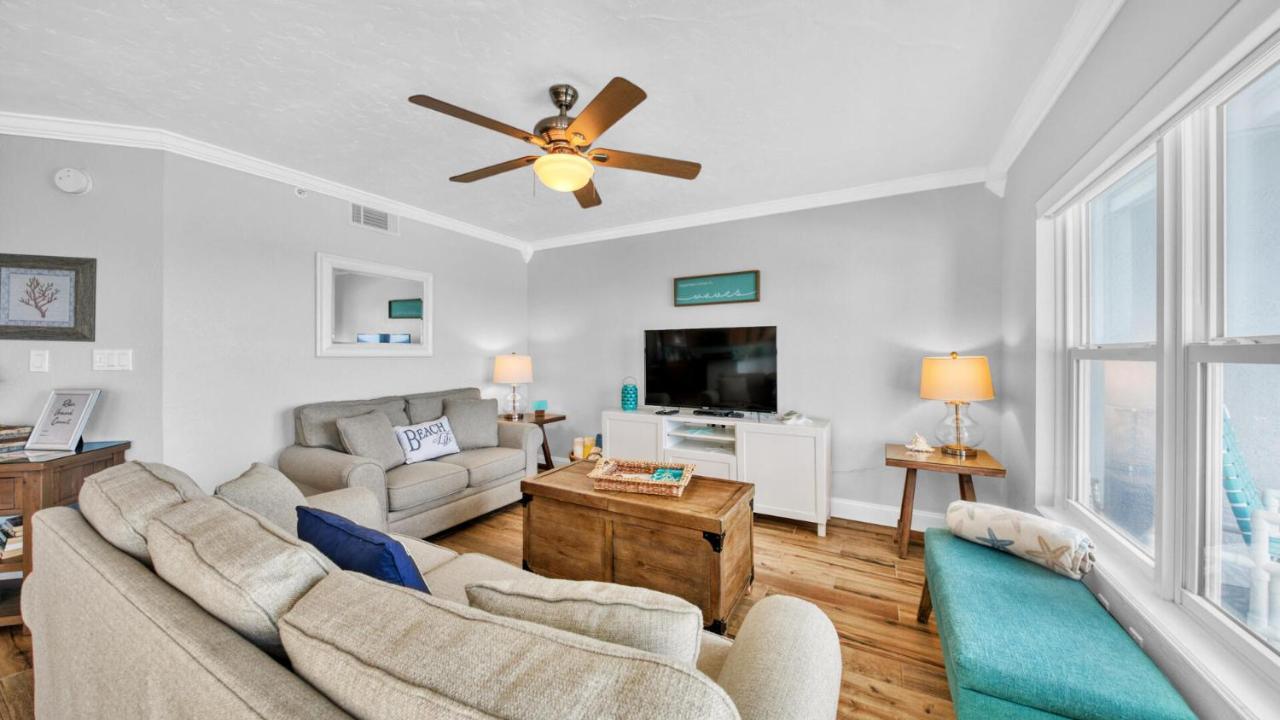 Secret Agents Welcome Gulf Views At The Islander 7007 Apartment