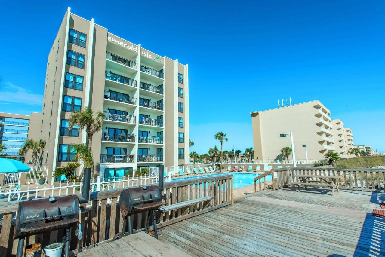 Holiday home Emerald Isle 302 *
