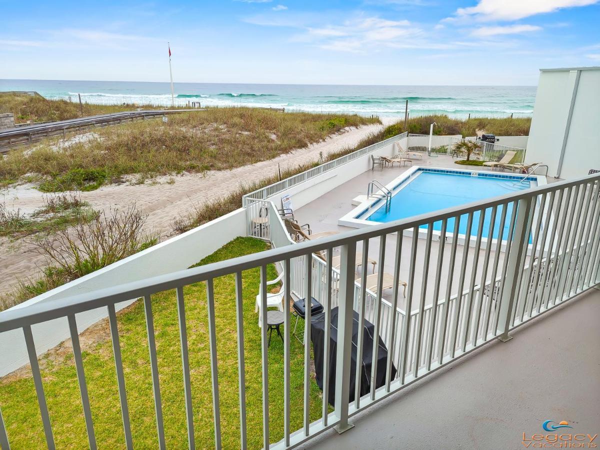 Is9-cozy Upstairs Beachfront - King Beds Apartment *
