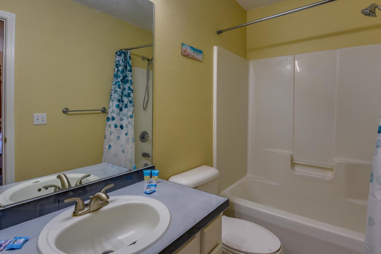 Holiday home Breezy Walton Townhome About 5 Mi To Beach! Fort Walton Beach