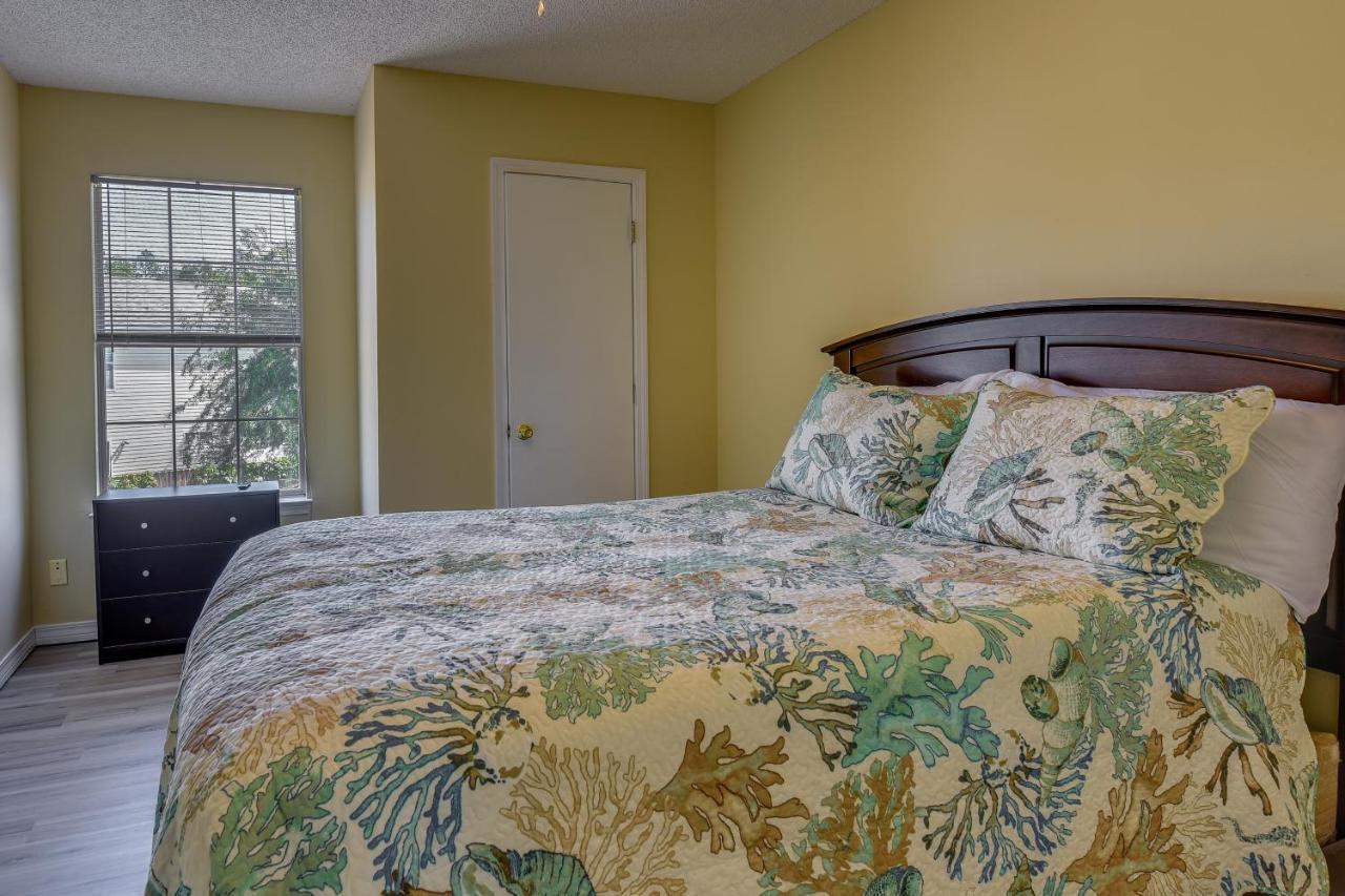Breezy Walton Townhome About 5 Mi To Beach! Holiday home Fort Walton Beach