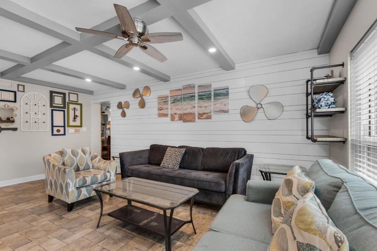 Emerald Isle 302 Holiday home *