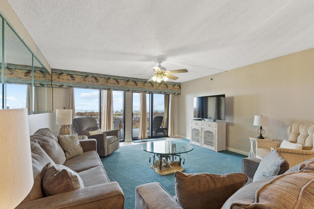 103 Surf Dweller By Alicia Hollis Realtor - Open March 16th Week