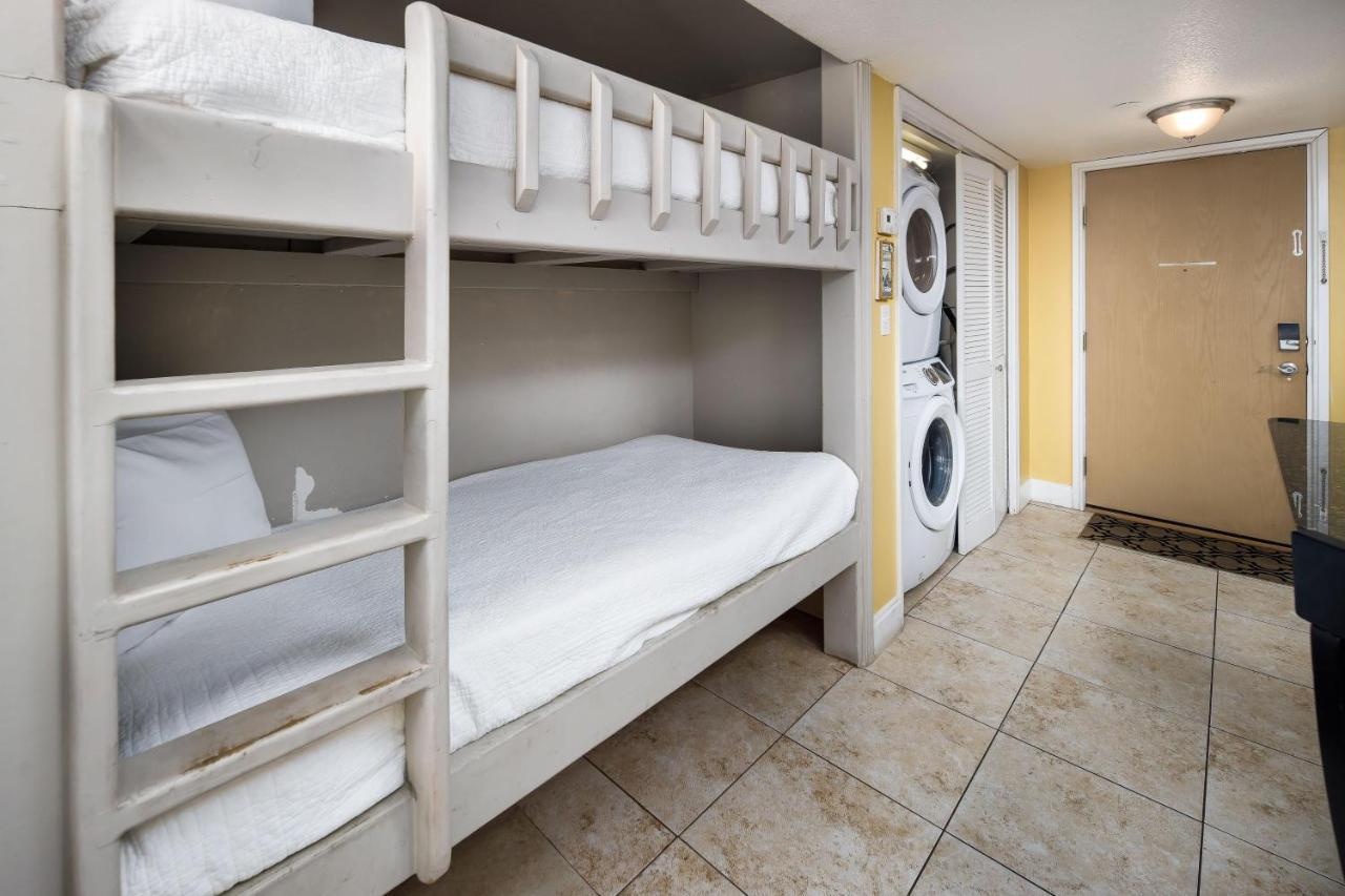 Nautilus 1205 - Gulf Front 1 Bedroom 2nd Floor