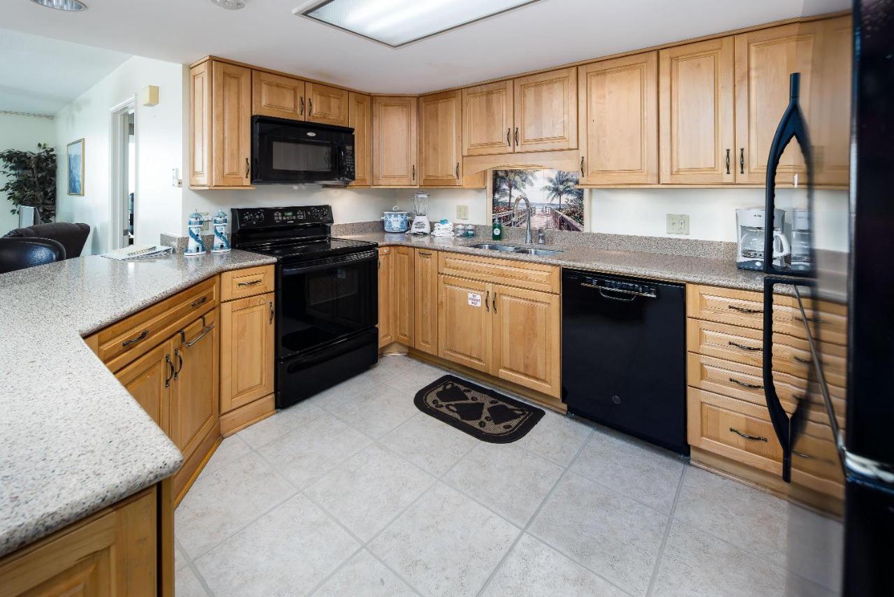 Nautilus 1204 - Gulf Front - 2 Bedroom! 2nd Floor Free Service March To October Holiday home