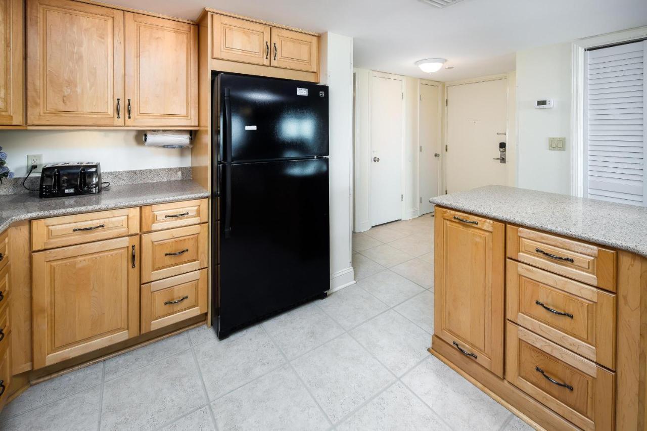 Nautilus 1204 - Gulf Front - 2 Bedroom! 2nd Floor Free Service March To October