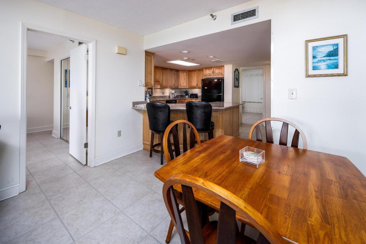 Nautilus 1204 - Gulf Front - 2 Bedroom! 2nd Floor Free Service March To October *