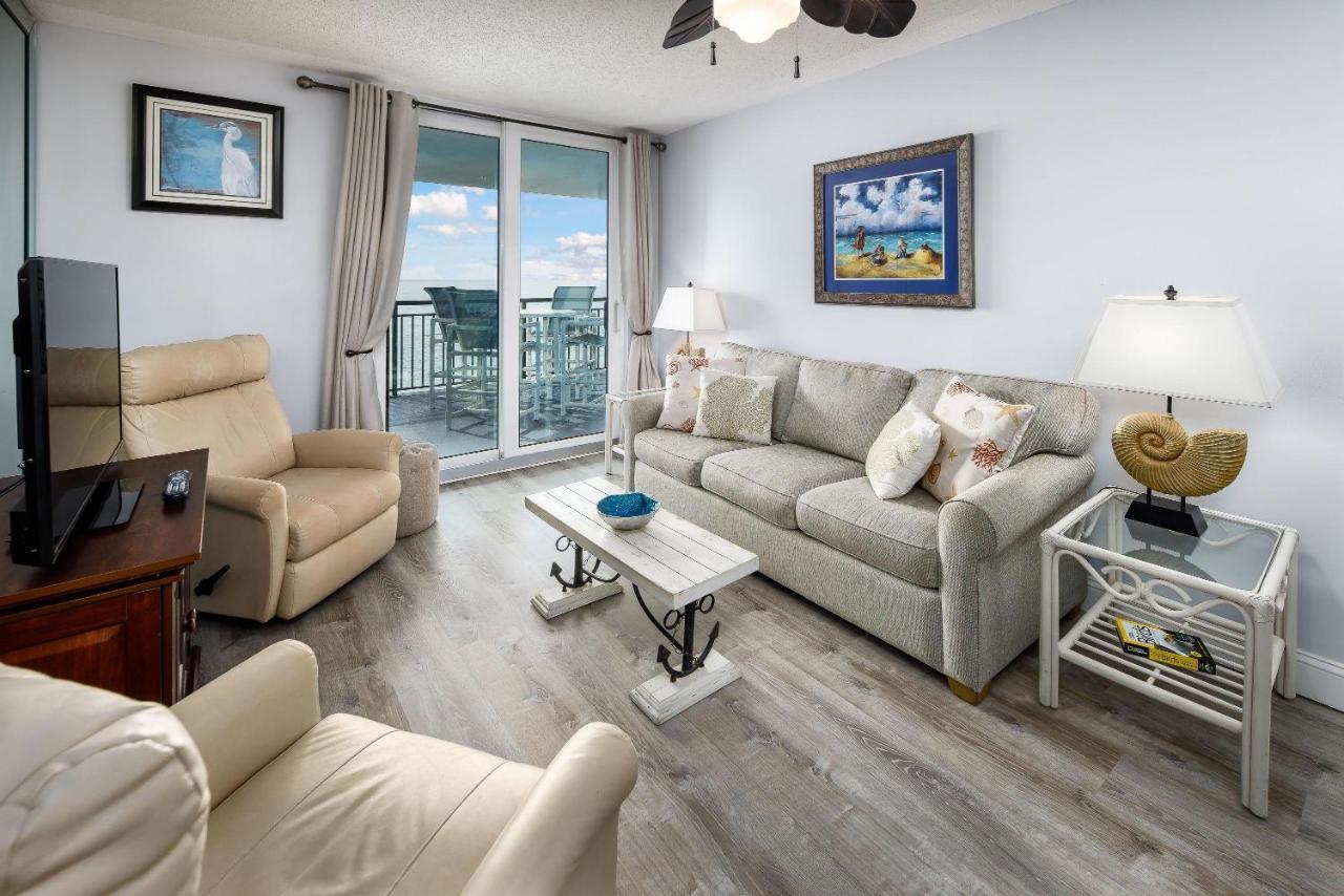Nautilus 1601 - Gulf Front 2 Bedroom - 6th Floor - Huge Wraparound Balcony Holiday home Fort Walton Beach