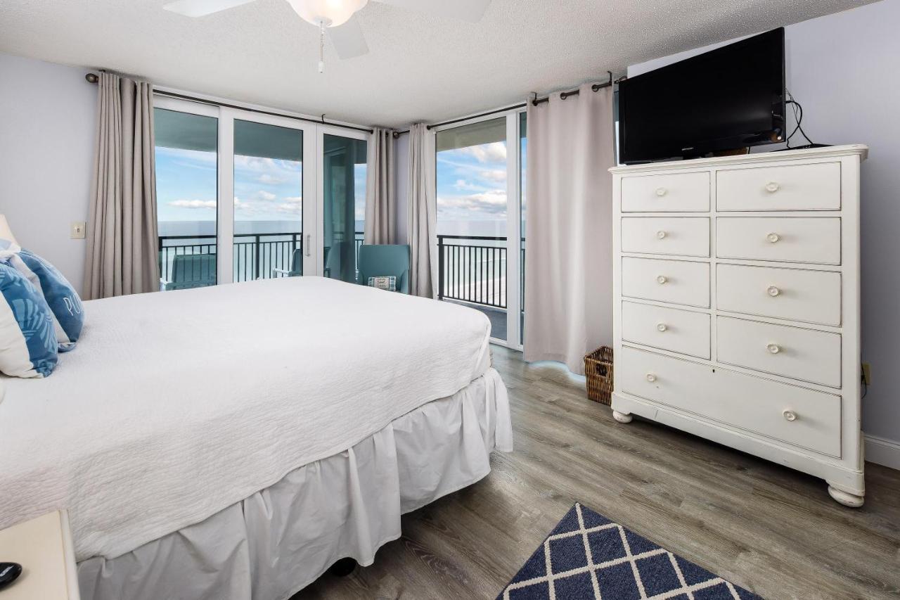 Nautilus 1601 - Gulf Front 2 Bedroom - 6th Floor - Huge Wraparound Balcony Holiday home *