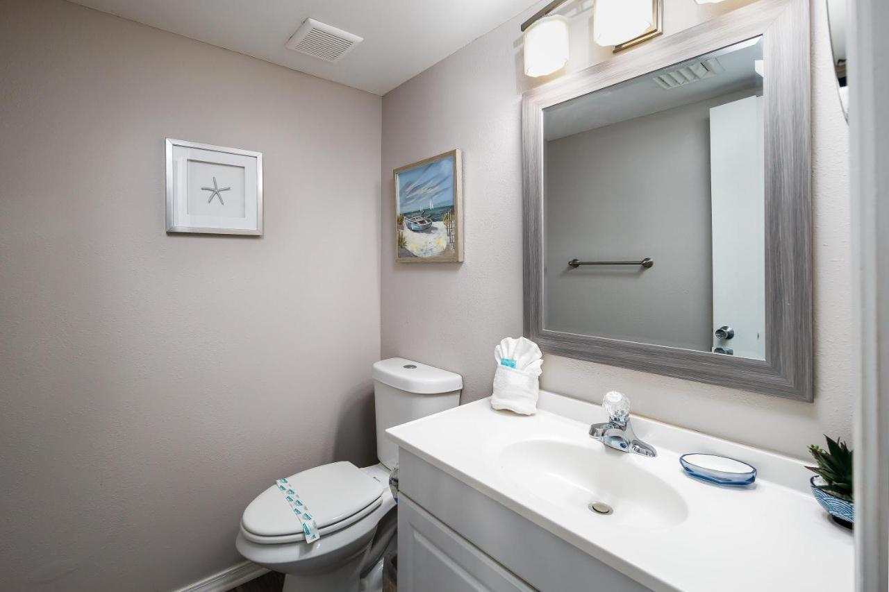 Nautilus 1602 - Gulf Front 1 Bedroom - 6th Floor Holiday home Fort Walton Beach