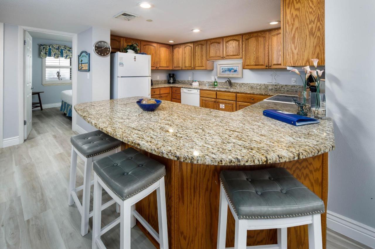 Holiday home Nautilus 2708 Gulf View 2 Bedroom 7th Floor Free Service Fort Walton Beach