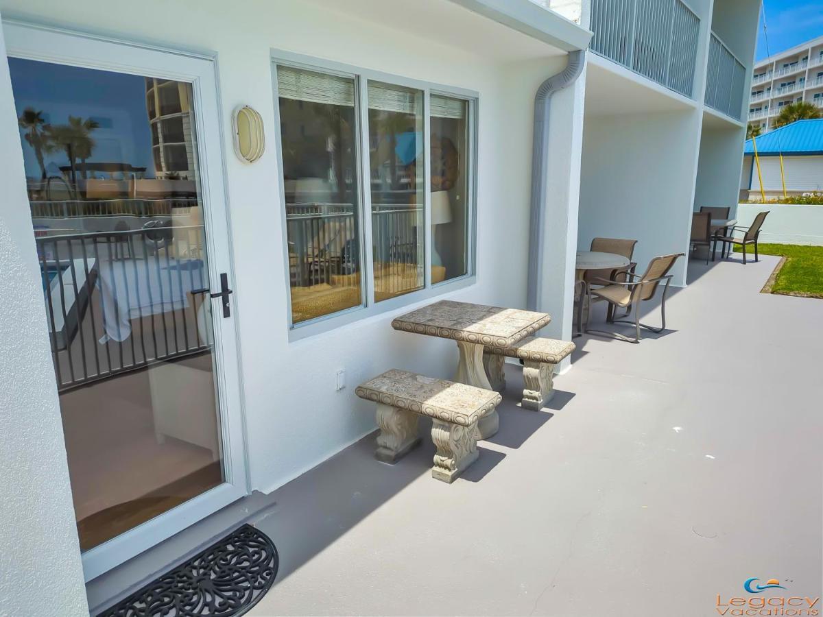 Cozy Little Beachfront Studio - Walk Out Your Back Door To The Beach! Apartment Fort Walton Beach
