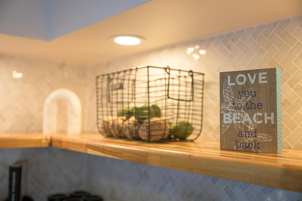 Beauty & The Near Gulf Beaches & Bay Holiday home