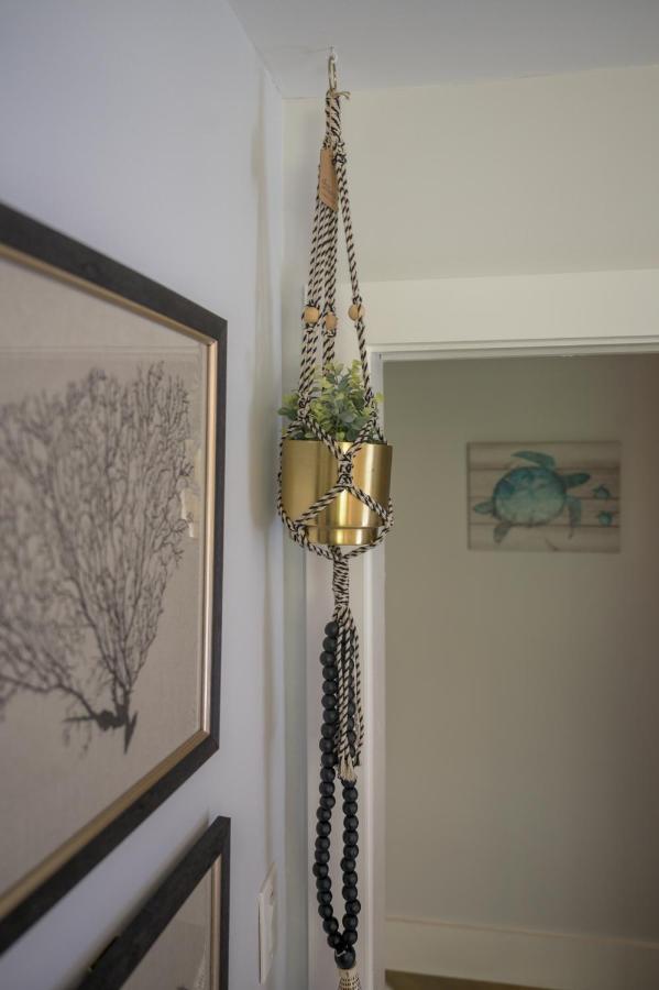 Beauty & The Near Gulf Beaches & Bay Holiday home