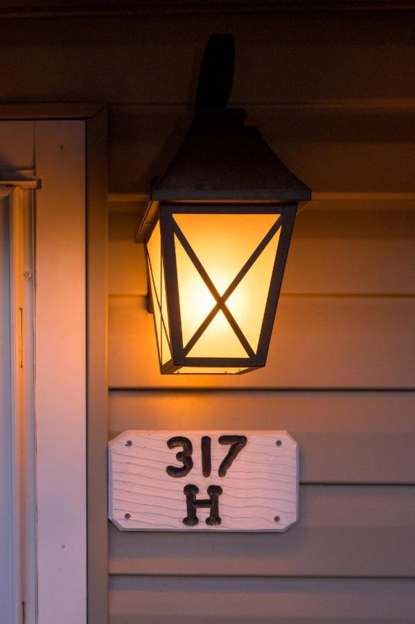Beauty & The Near Gulf Beaches & Bay Holiday home *