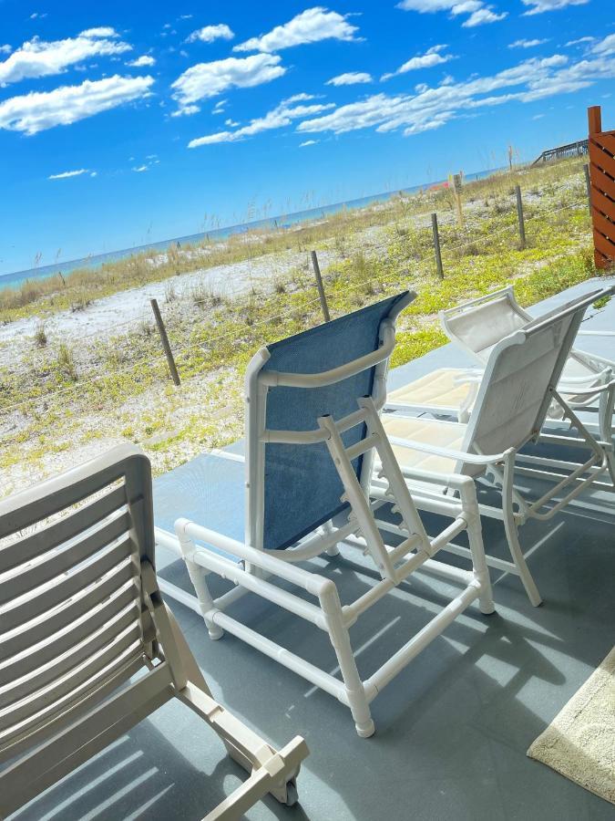Holiday home 102 Surf Dweller By Alicia Hollis Realtor - Open March 16th Week