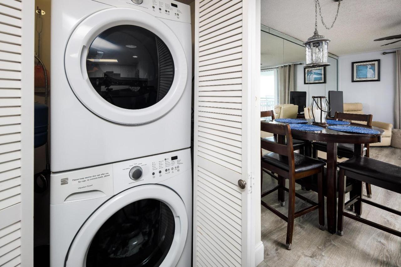 Holiday home Nautilus 1601 - Gulf Front 2 Bedroom - 6th Floor - Huge Wraparound Balcony Fort Walton Beach