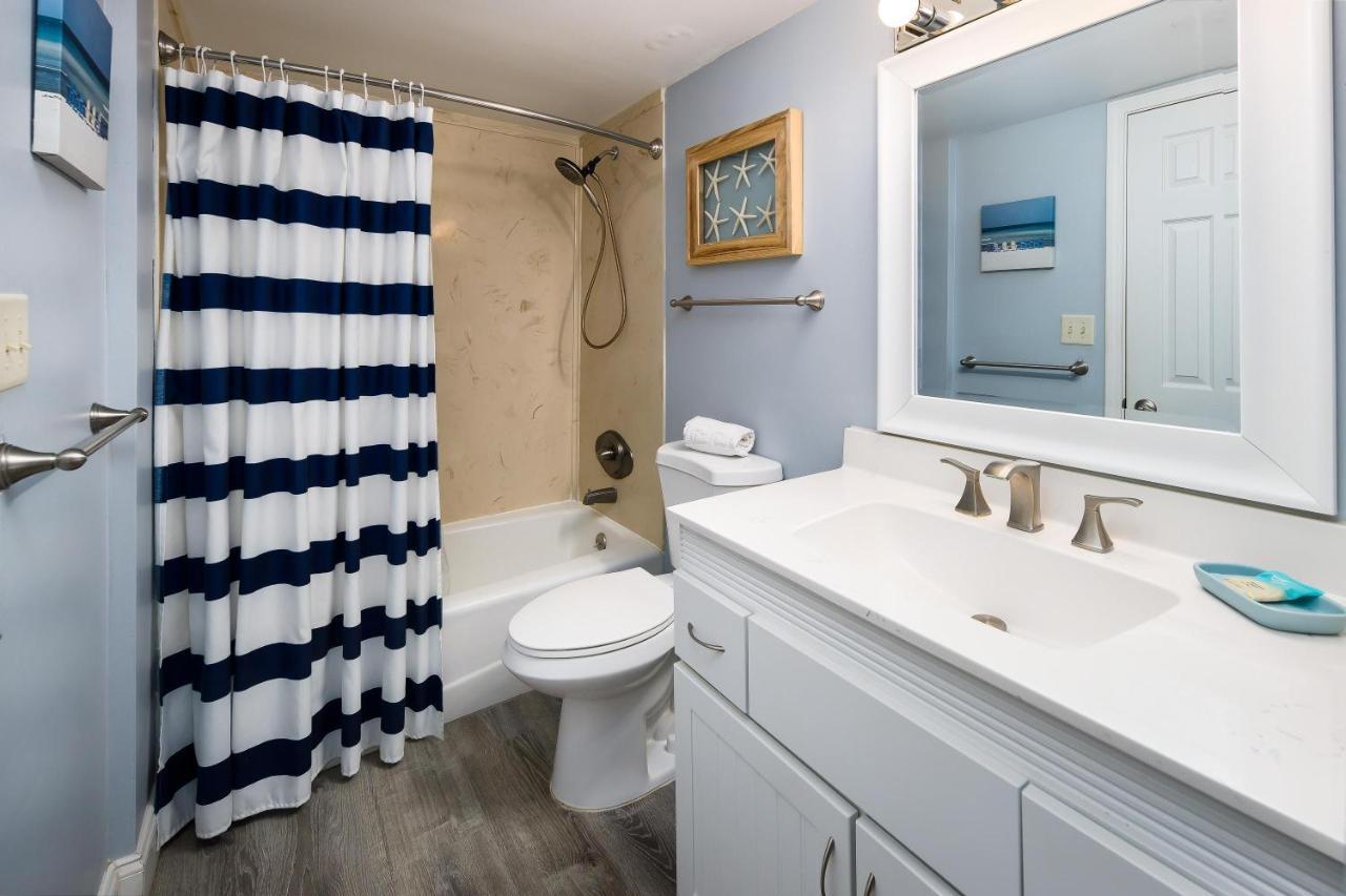 Nautilus 1601 - Gulf Front 2 Bedroom - 6th Floor - Huge Wraparound Balcony Holiday home