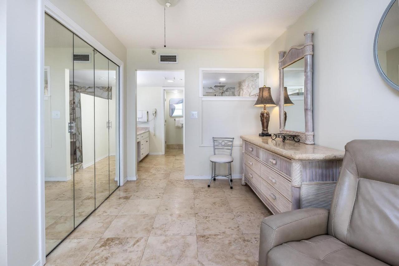 Holiday home Nautilus 1703 Gulf Front Large 2 Bedroom Penthouse 7th Floor Fort Walton Beach