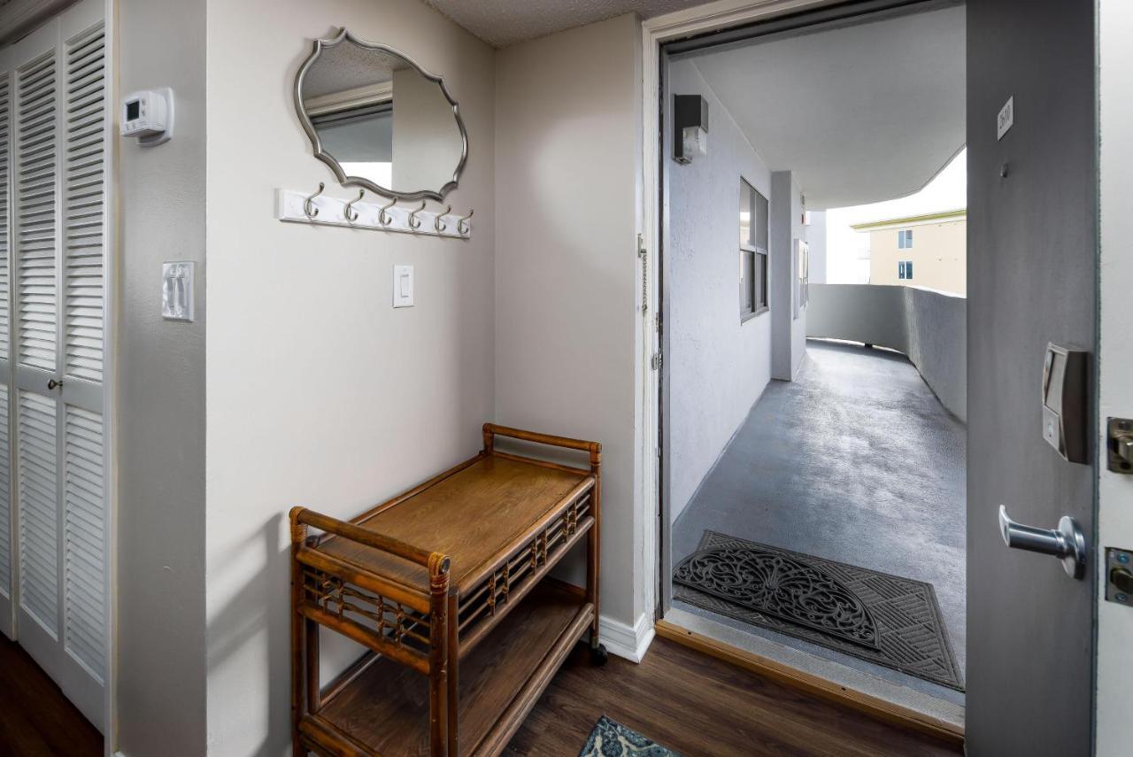 Nautilus 2610 Gulf View 2 Bedroom 6th Floor Free Service
