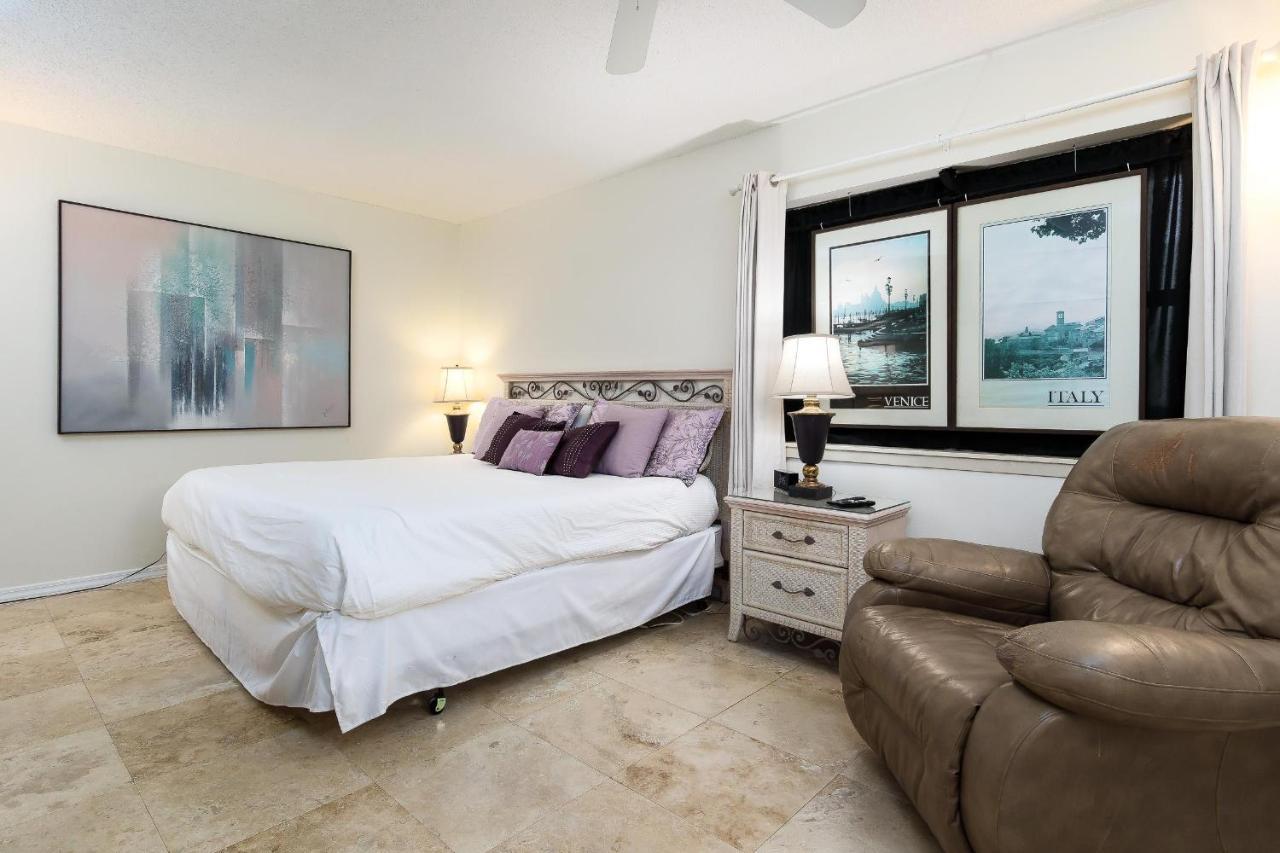 Holiday home Nautilus 1703 Gulf Front Large 2 Bedroom Penthouse 7th Floor
