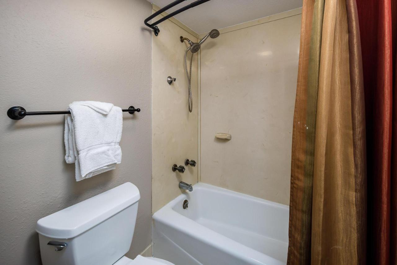 Nautilus Unit 2407 Fort Walton Beach