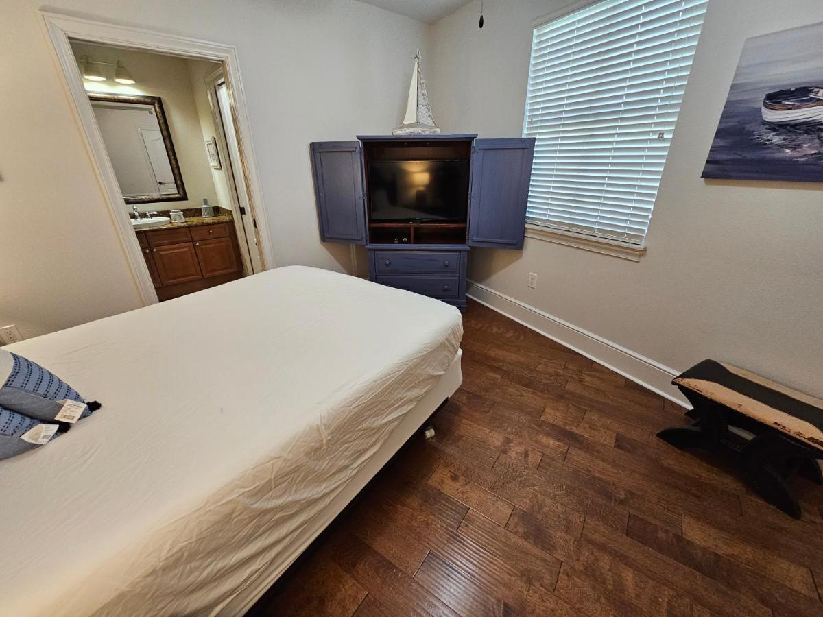 Bella Riva 309 4 Bedroom Beachfront Set Up Included * Fort Walton Beach