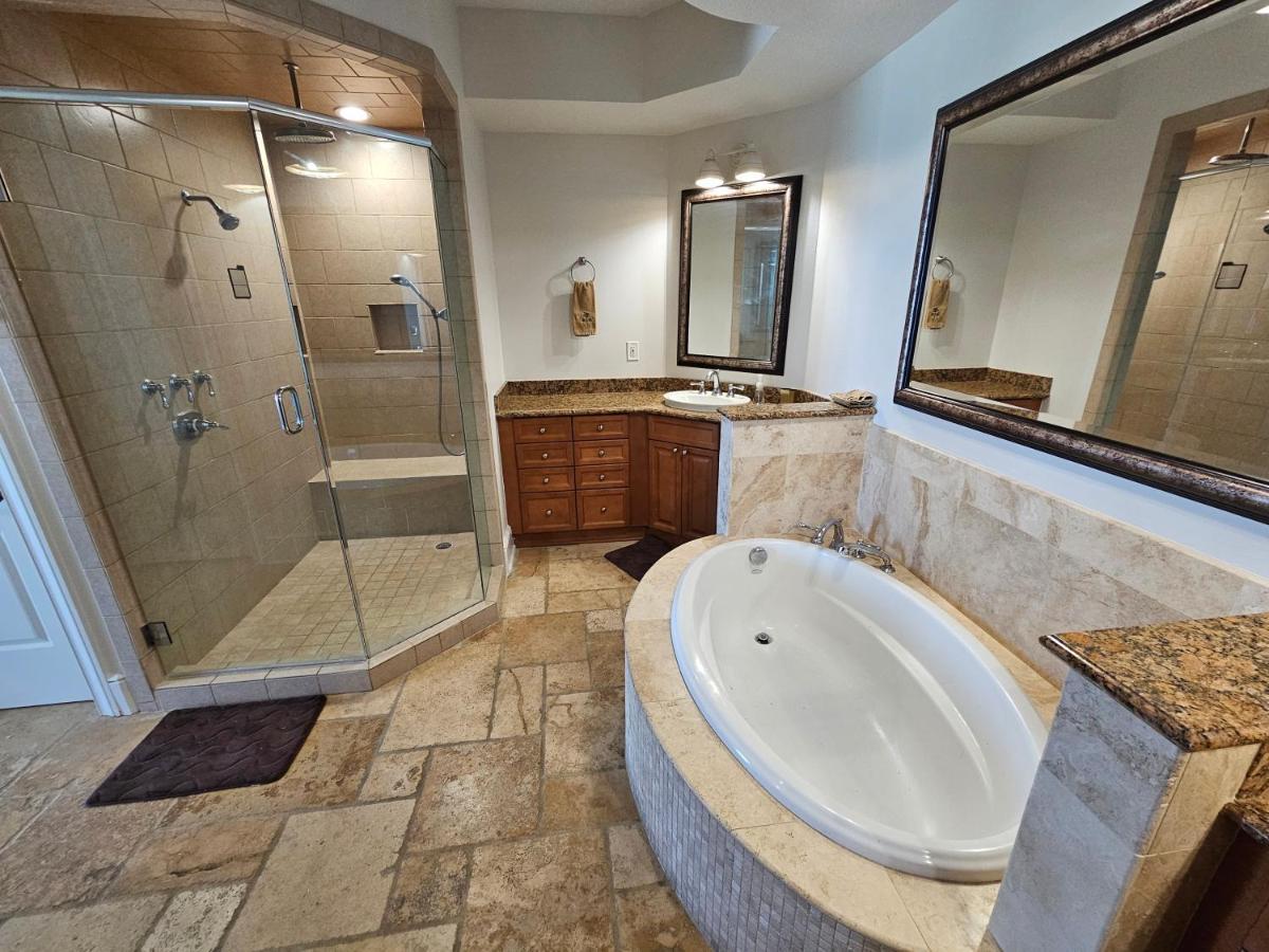 Holiday home Bella Riva 309 4 Bedroom Beachfront Set Up Included