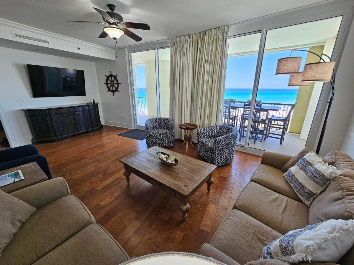 Bella Riva 309 4 Bedroom Beachfront Set Up Included Holiday home *