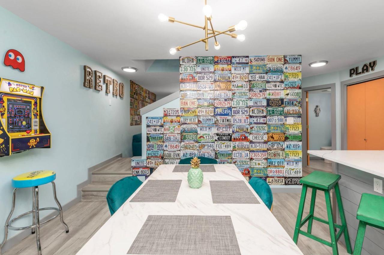Retro - Arcade Home, Kids, Dogs, Grill, & Beach! Holiday home Fort Walton Beach