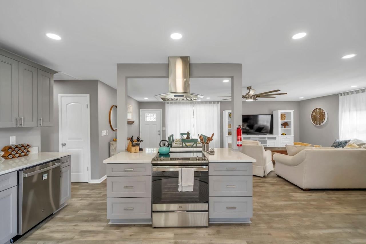 Magnolia - Family-friendly Comforts, Tvs, Grill & Just Steps To The Beach! * Fort Walton Beach