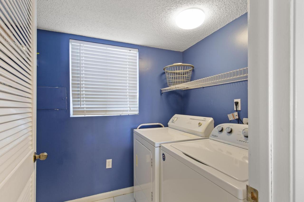 609 Surf Dweller By Alicia Hollis Realtor - Open March 16th Week Holiday home *