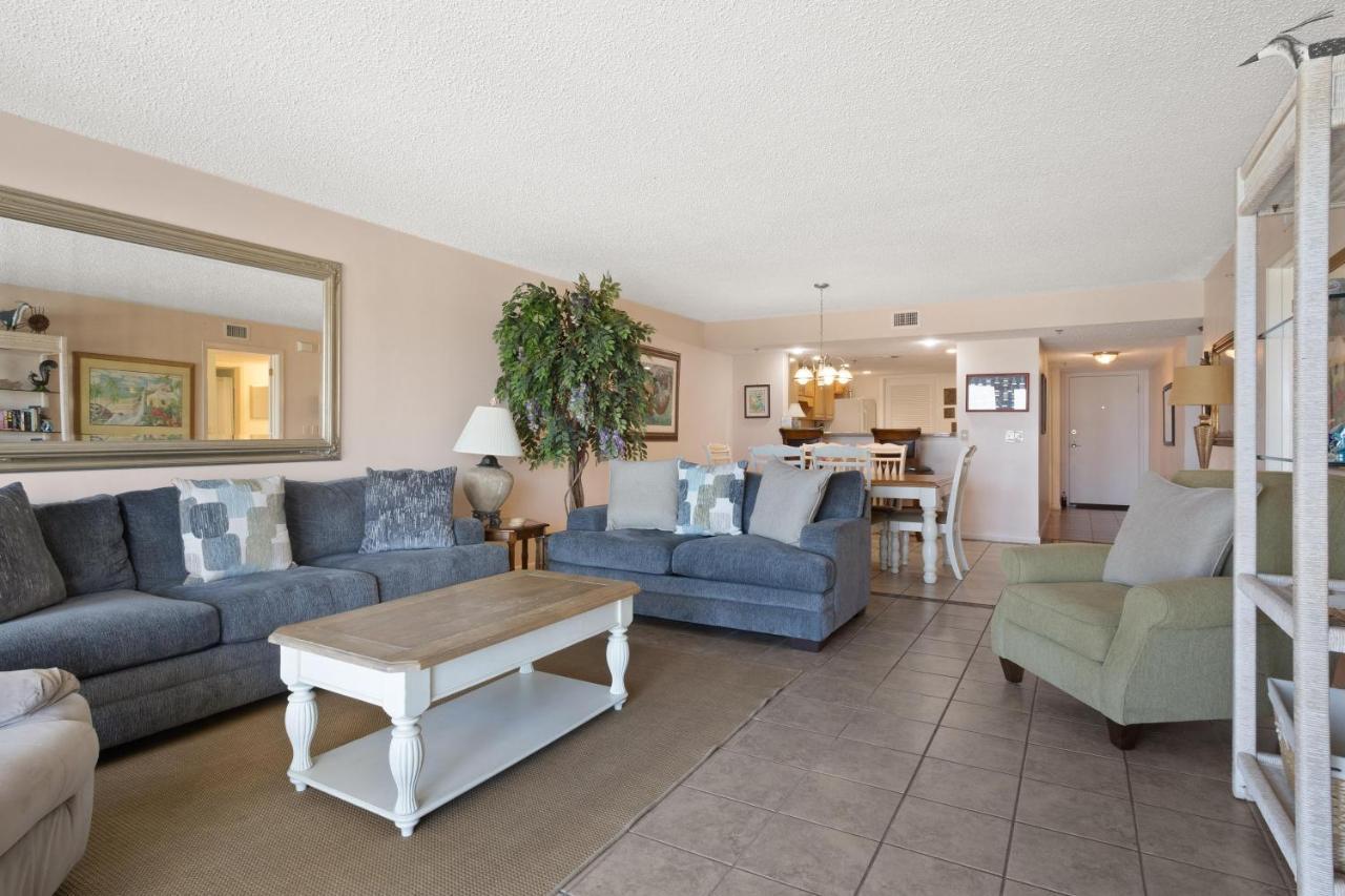 104 Surf Dweller By Alicia Hollis Realtor - Open March 23rd For 4 Nights Holiday home *