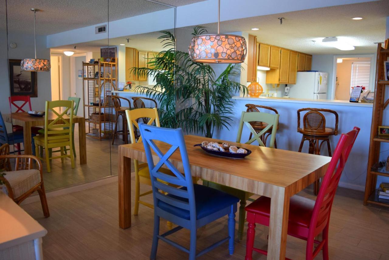 310 Surf Dweller By Alicia Hollis Realtor - Open March 16th Week Holiday home