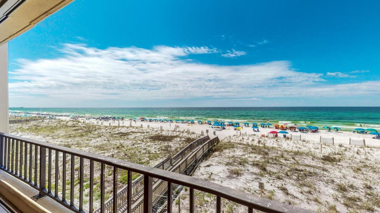 307 Surf Dweller By Alicia Hollis Realtor - Open March 16th Week Holiday home *