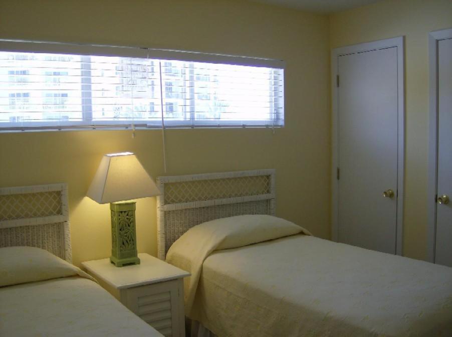 #4 Island Surf By Alicia Hollis Realtor - Open Now Holiday home Fort Walton Beach