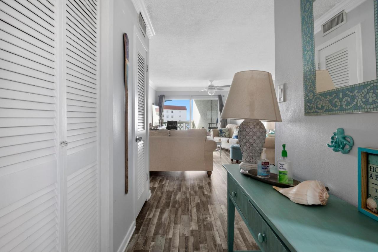 155 El Matador By Alicia Hollis - Open April 1st Holiday home *