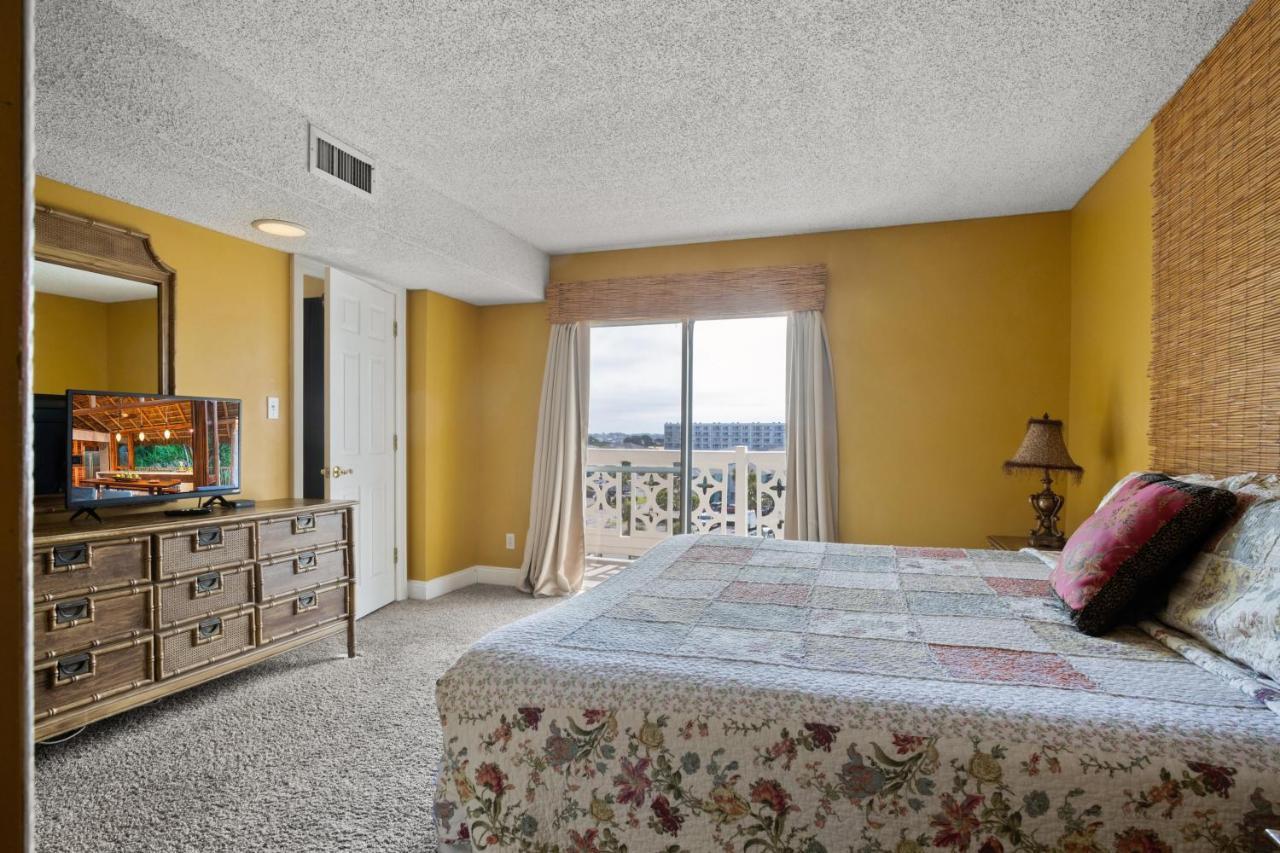 450 El Matador By Alicia Hollis Realtor - Open Now *