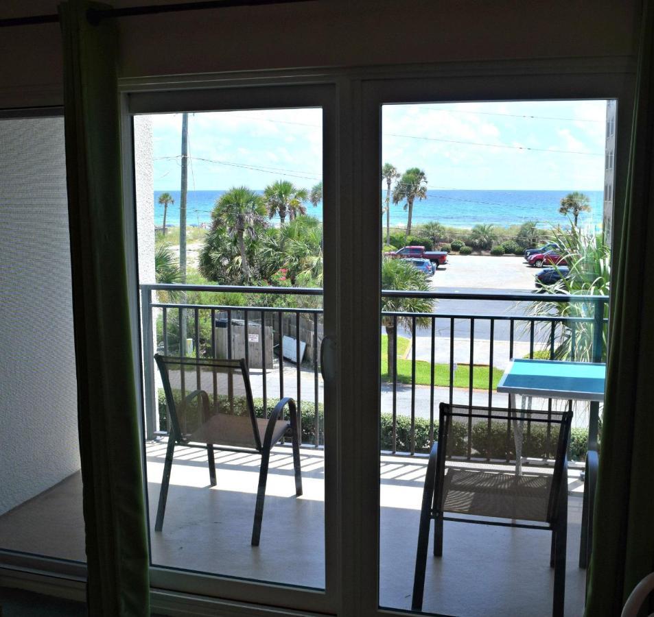 312 Emerald Isle By Alicia Hollis Realtor - Open March 2nd Week Holiday home