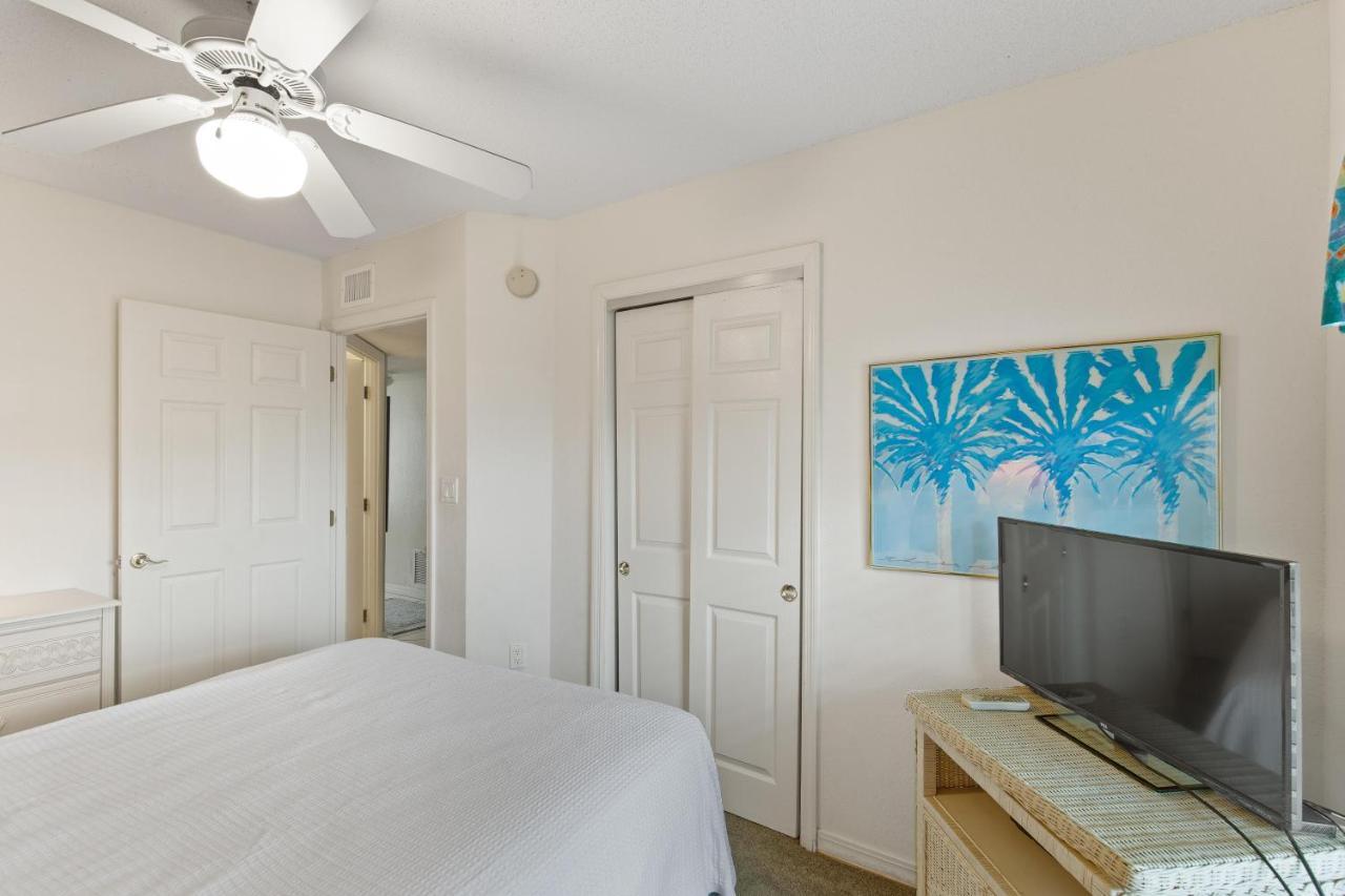 2004 Islander By Alicia Hollis - Open March 1st Holiday home *