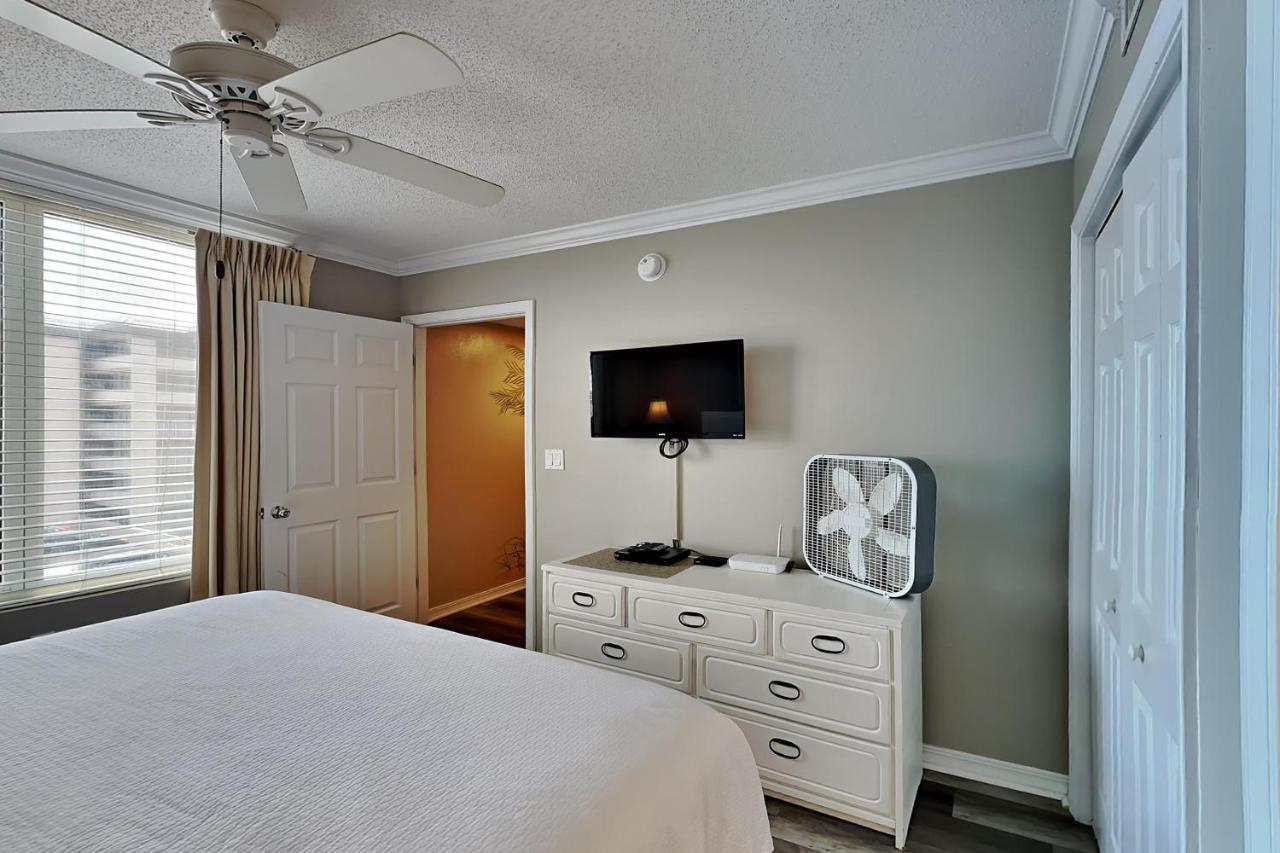 Apartment Island Princess #519 *