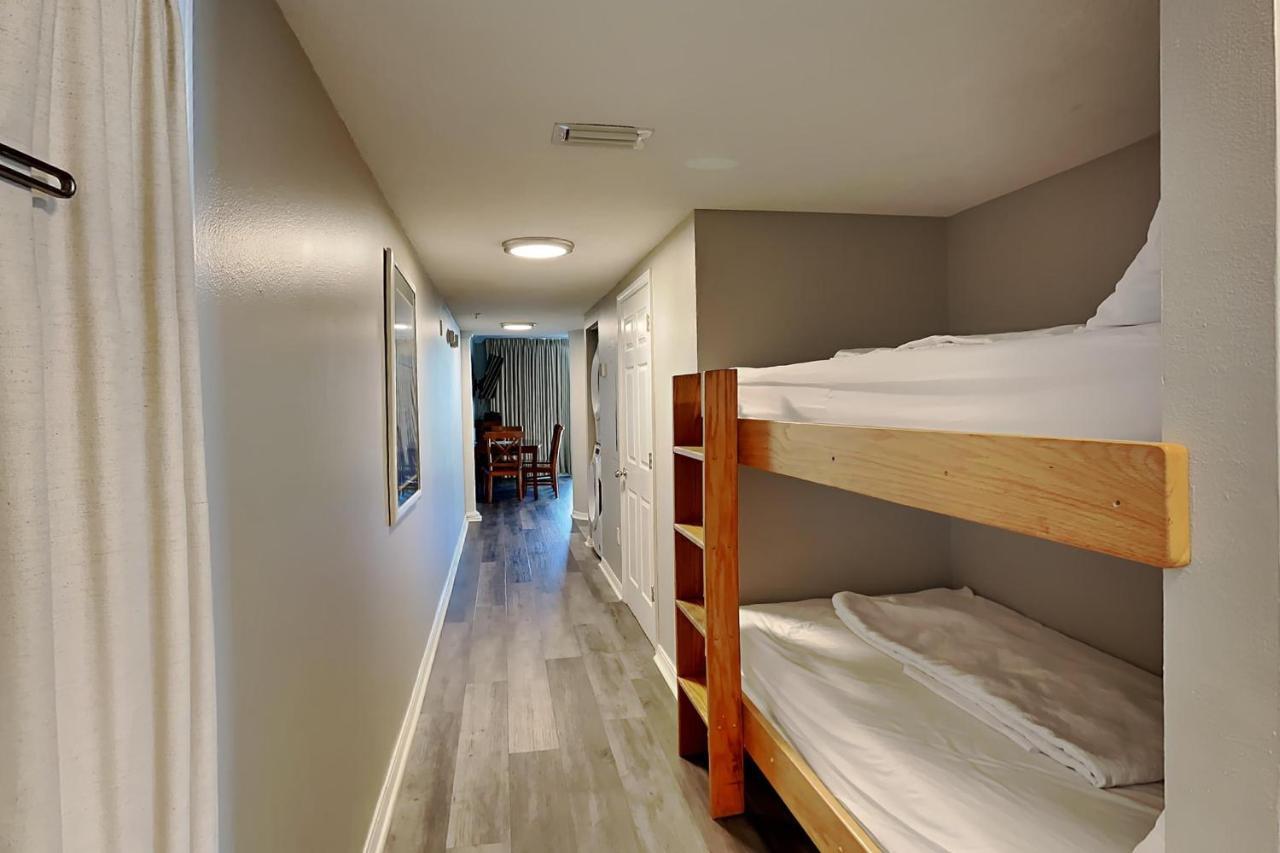 Apartment Island Princess #519 *