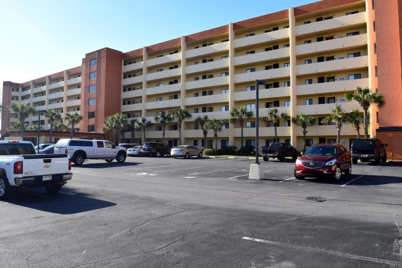 310 Surf Dweller By Alicia Hollis Realtor - Open March 16th Week Holiday home